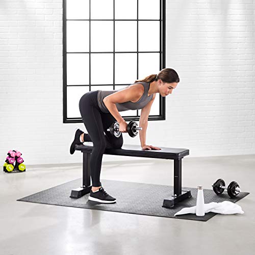 Amazon Basics Hochdichte Bodenmatte für Trainingsgeräte, Laufbänder und Fitnessstudios, 0,76 x 1,83 m, Schwarz